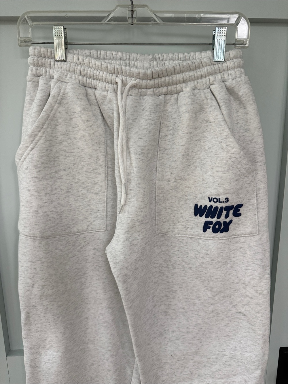 White Fox Vol. 3 Graphic Fleece Jogger Sweatpants Small NWOT Gray/Navy - Picture 2 of 6